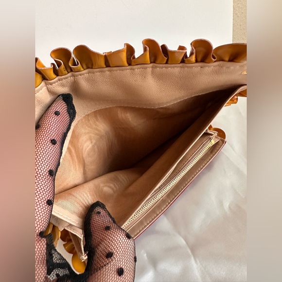 Miu Miu Rare Patent Leather Ruffle Wallet on a chain - Picture 12 of 17